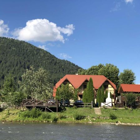 На Березі Черемошу Verkhovyna Exterior photo