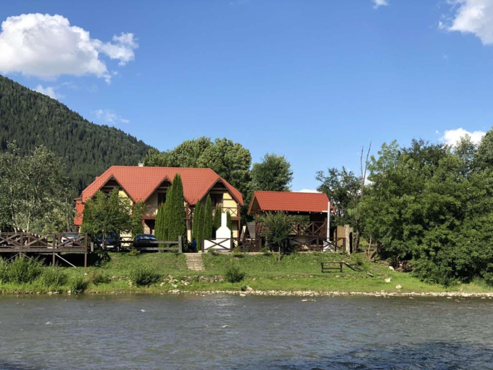 На Березі Черемошу Verkhovyna Exterior photo